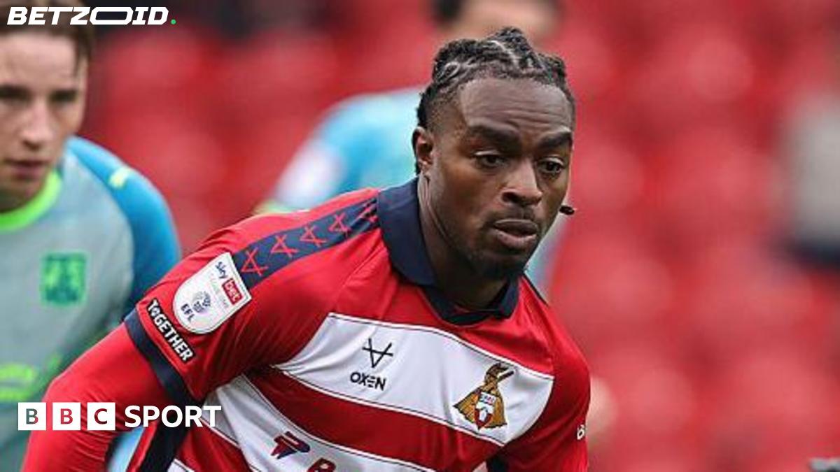 Aberdeen Bring Back Toyosi Olusanya on Loan Deal.