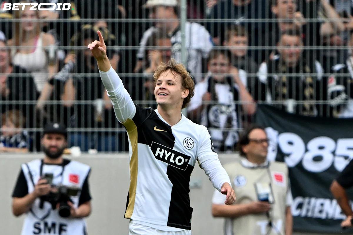 Cole Campbell Is Making Waves in the Bundesliga, and His Mom Is Part of the Story.