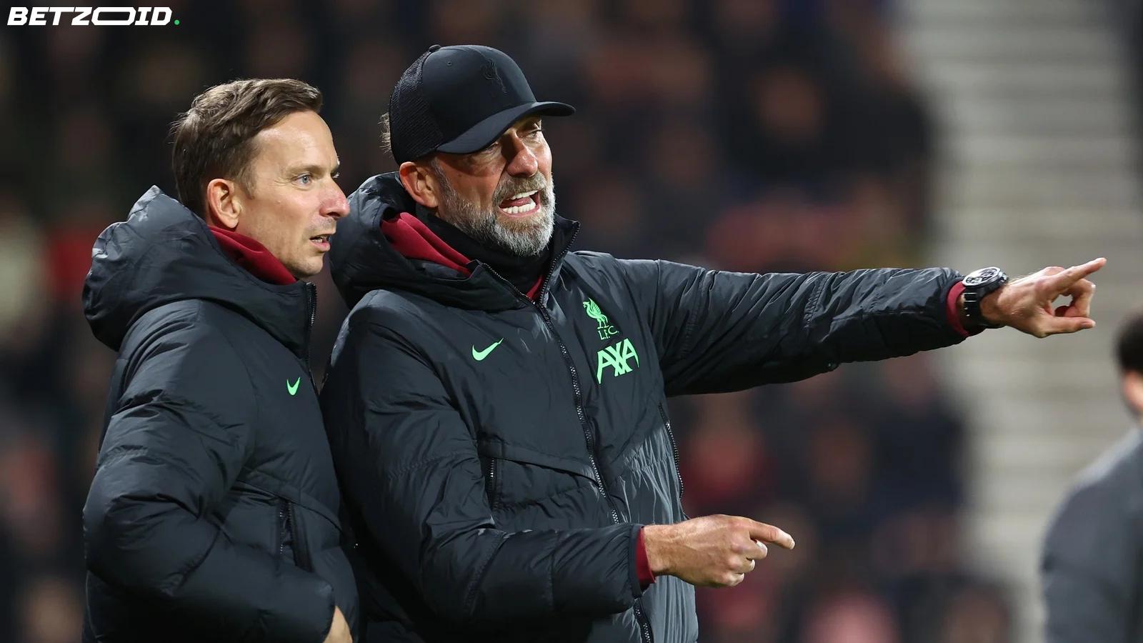 From Liverpool to Manchester City: Lijnders Joins Guardiola's Coaching Team.