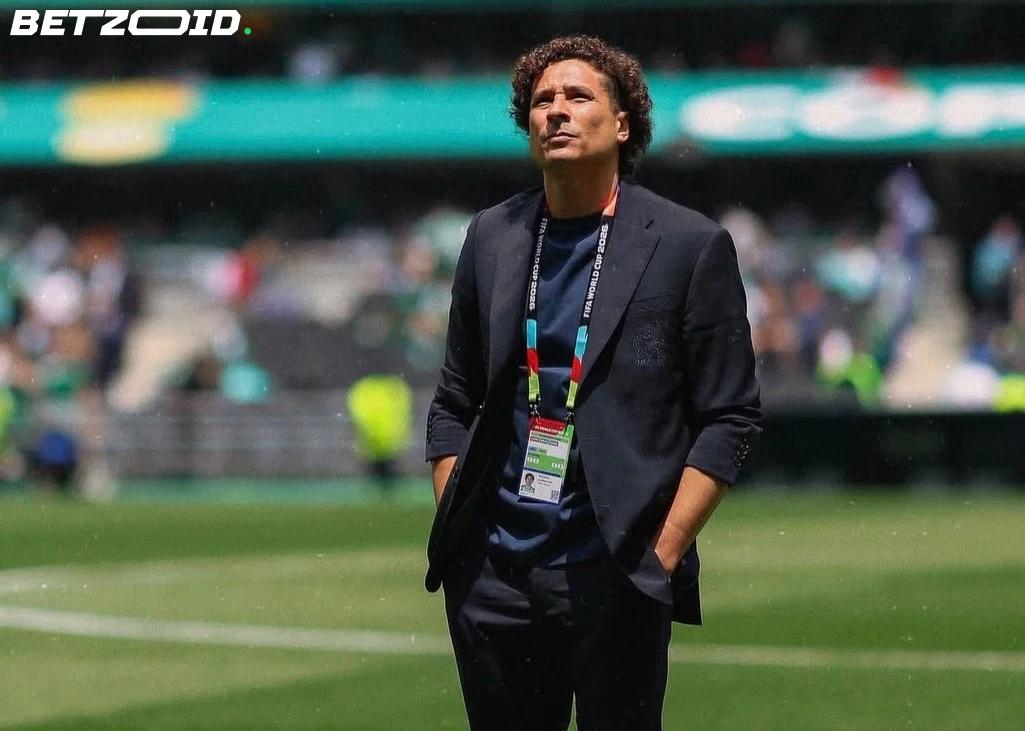 "I Don't See Any More Meaning in Football": Ochoa Signals the End at His Sixth World Cup.