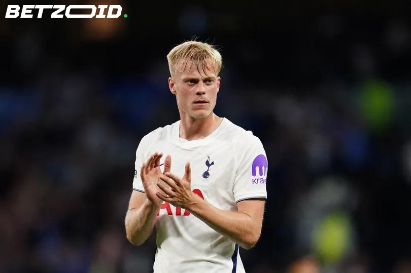 Jan Paul van Hecke Brands Tottenham's Start to the Season 'Unacceptable'.