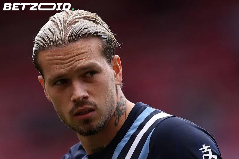 Mudryk's Spurs Comeback Derailed by Ankle Injury After Just One Appearance.
