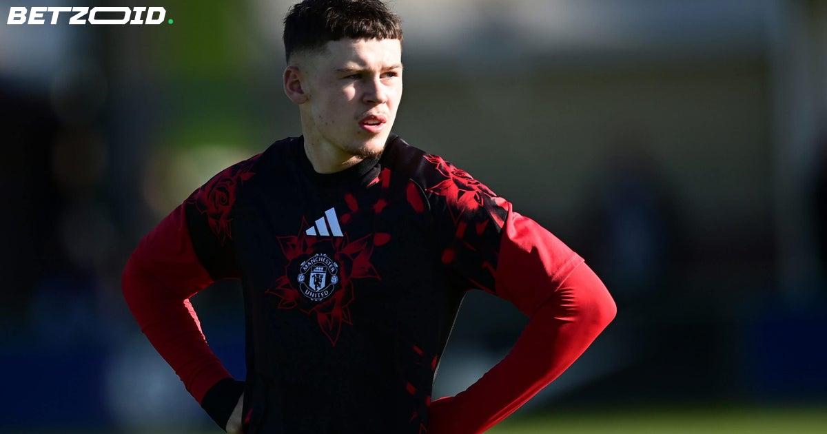 Kai Rooney, 16-Year-Old Son of Wayne, Makes His Manchester United U21 Debut.