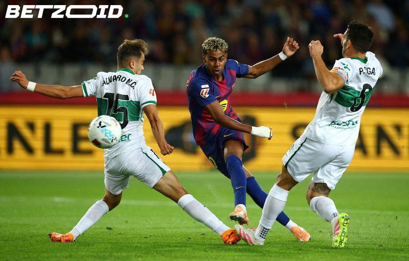 PSG and England Stars Shine in FIFPRO World 11 Selections.