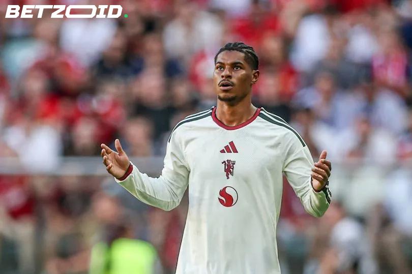 Rashford Calls Out Carragher After He Shuts Down Neville's Man Utd Debate.