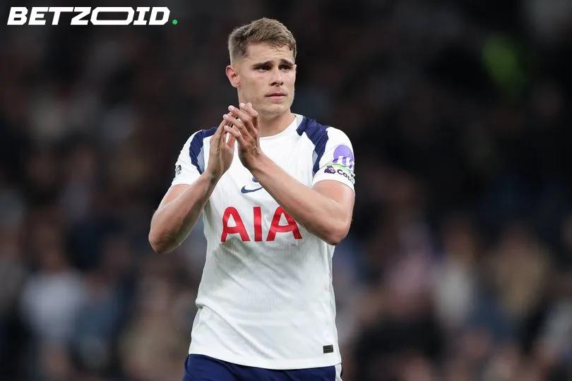 Van de Ven Says Goodbye as Romero and Spence Exit Spurs in a Double Departure.
