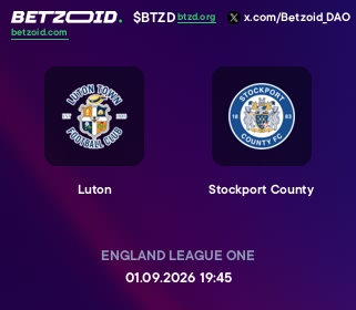 Luton - Stockport County