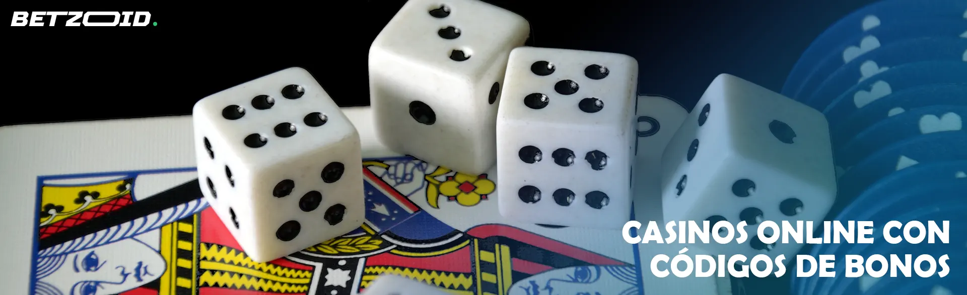 Dados de casino y fichas en cartas.