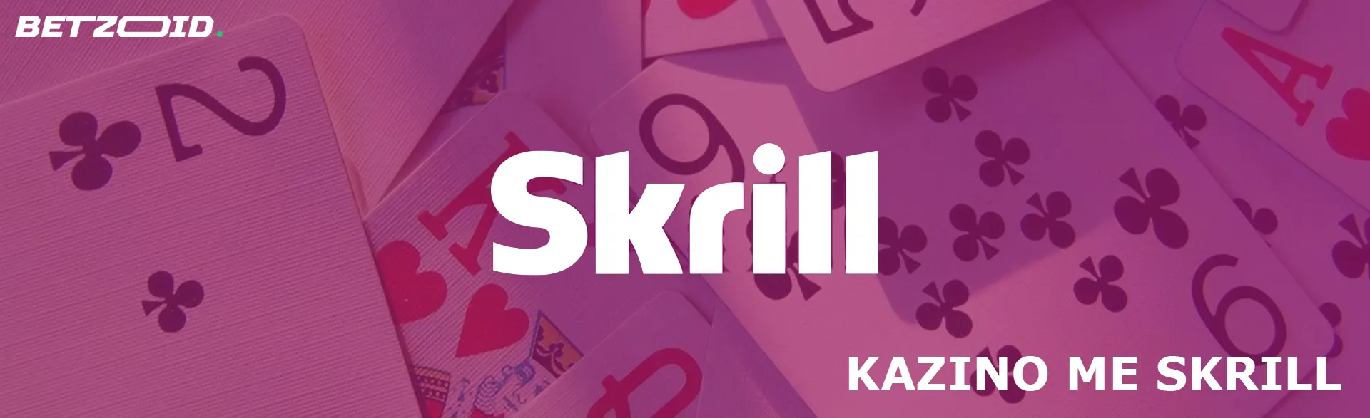 Λογότυπο Skrill στο φόντο των τραπουλόχαρτων.