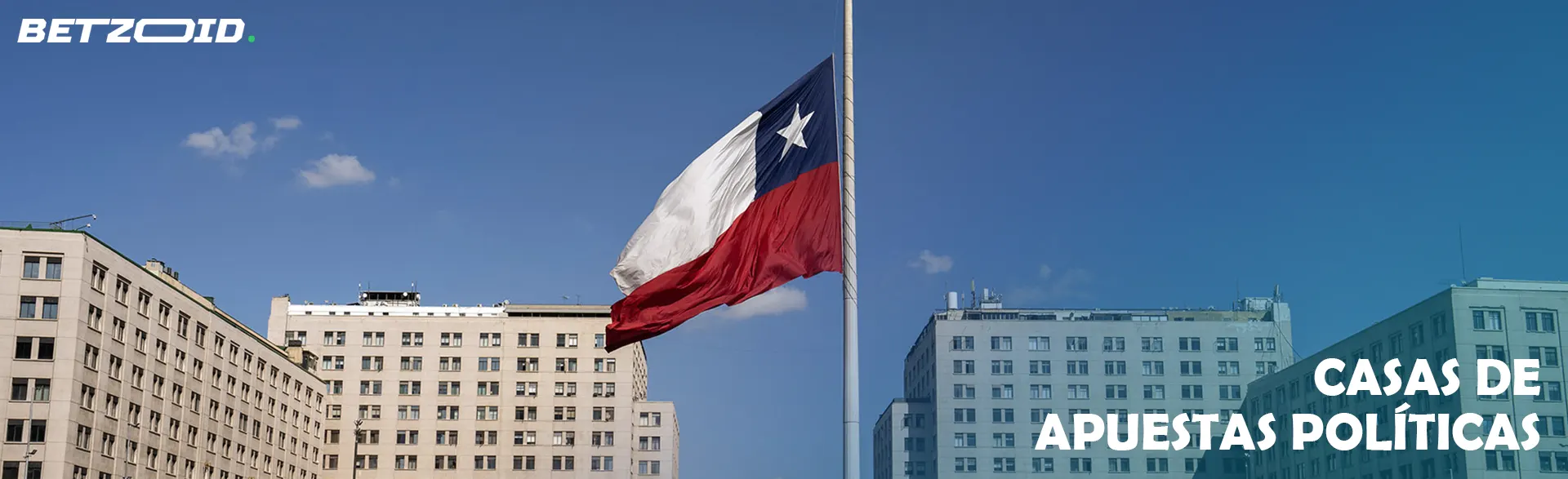 Bandera de Chile sobre el fondo de edificios.