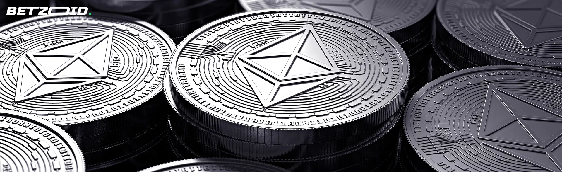 Az Ethereum kriptovaluta ezüstérméi.