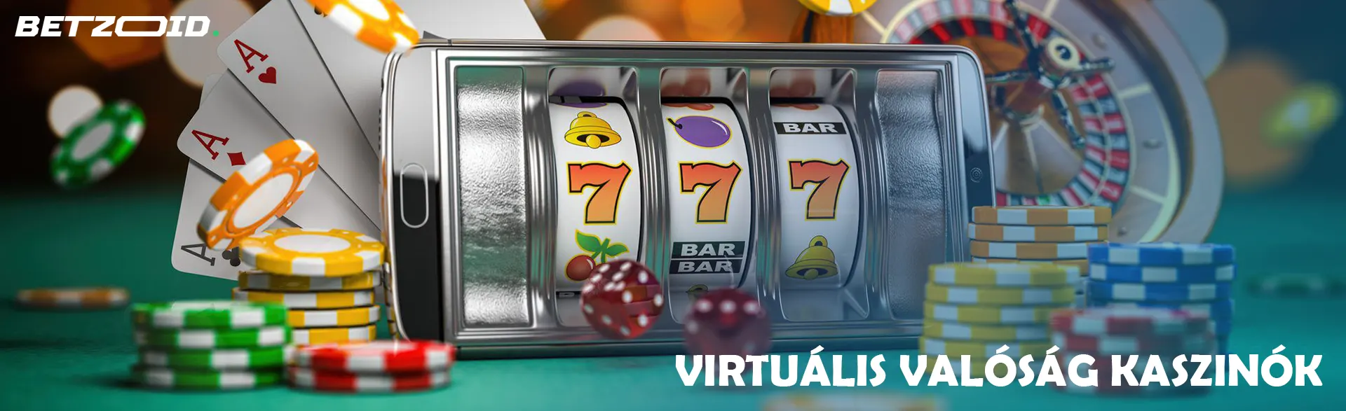 Virtuális okostelefon kártyákkal, kaszinó zsetonokkal és ruletttel körülvéve.