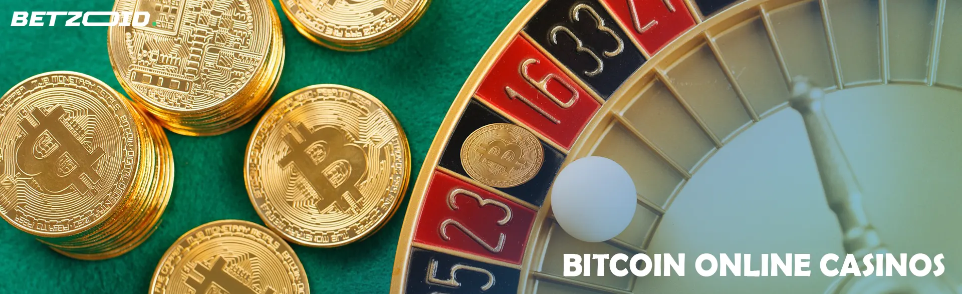 Roulette-Rad neben Bitcoin-Münzen.