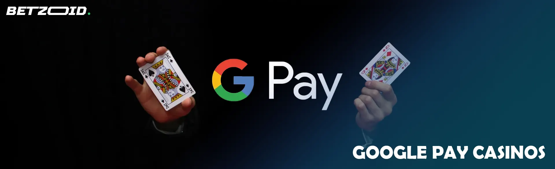 Zwei Hände halten Karten neben dem Google Pay-Logo.