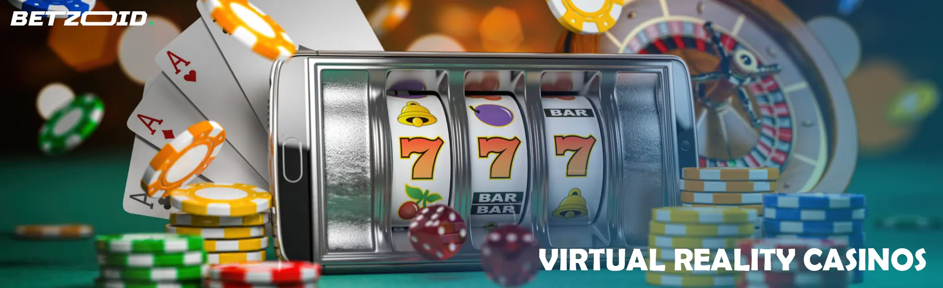 Spielautomat im Smartphone, umgeben von Chips, Karten und Roulette.