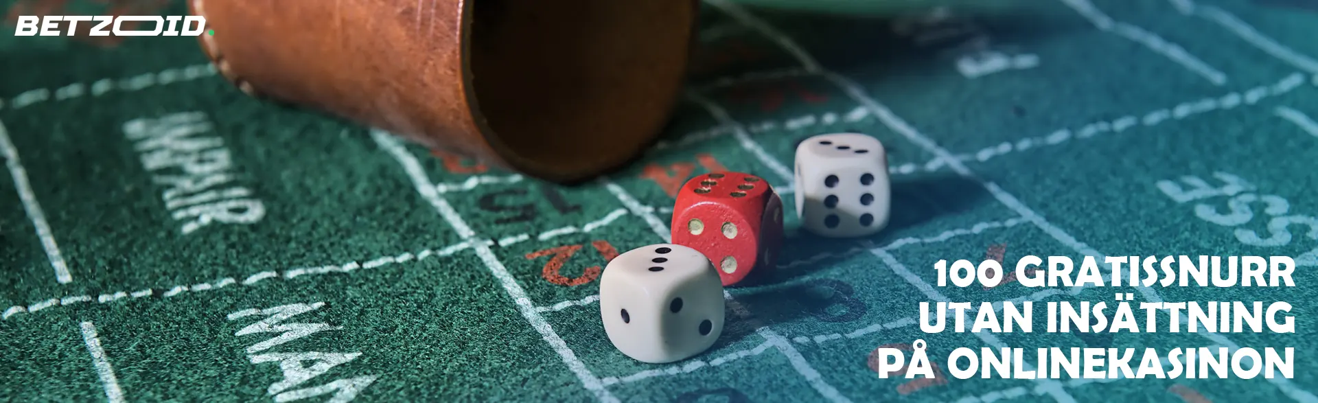 Tärningar bredvid kastskålen.