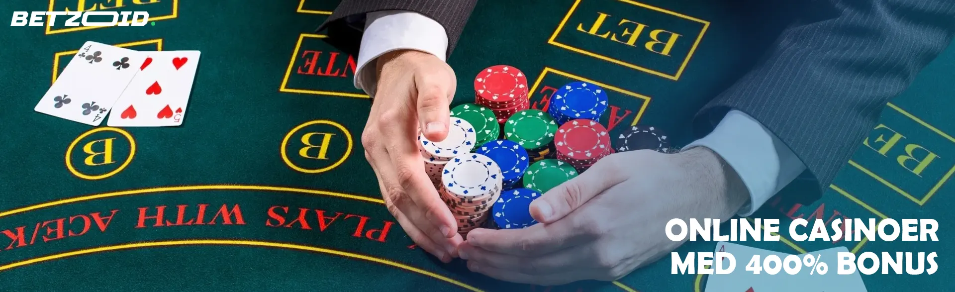 En spiller holder chips på et casinobord.