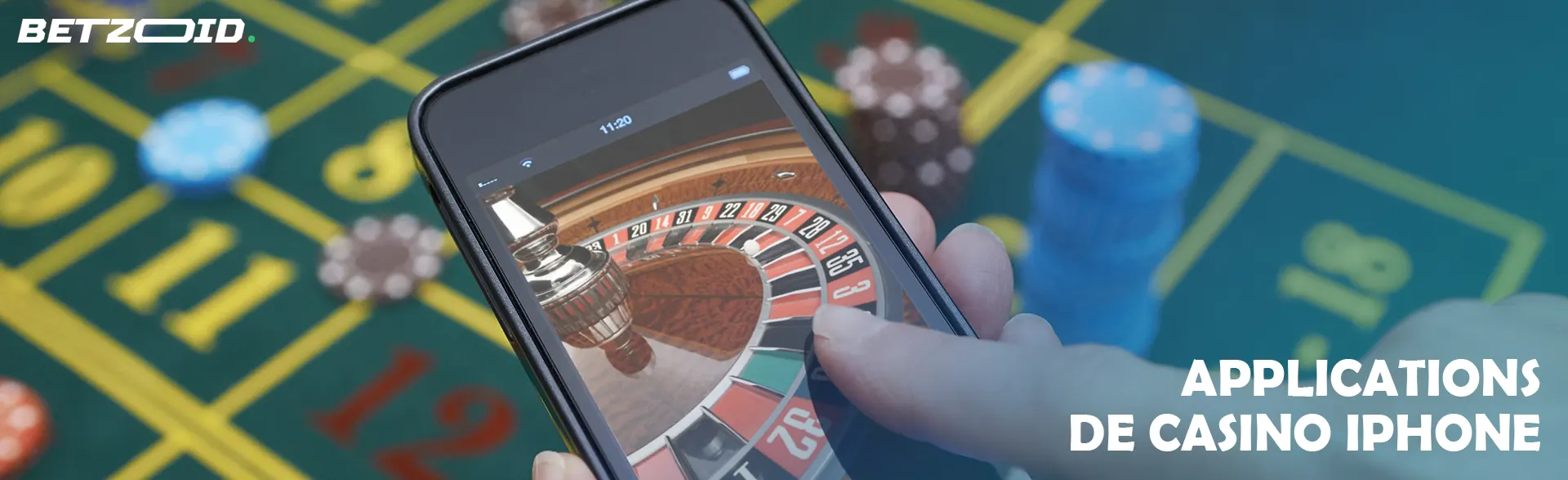 Un iPhone avec une roulette en ligne sur fond de table de casino.