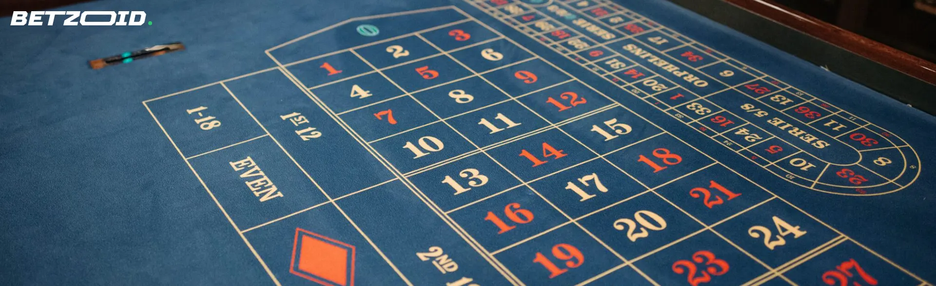 Une table de roulette vide.