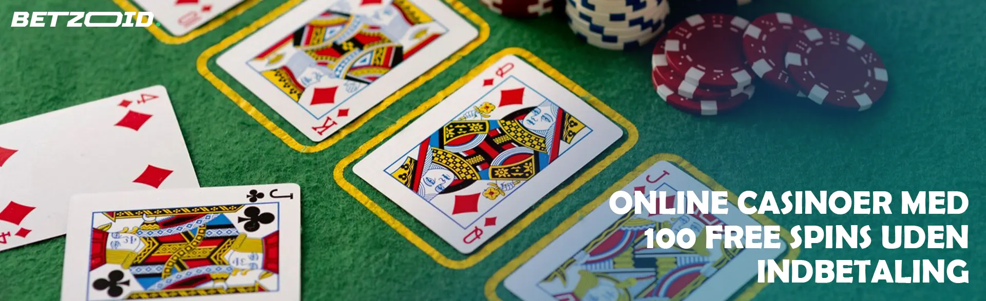 Kort og chips på et casinobord.