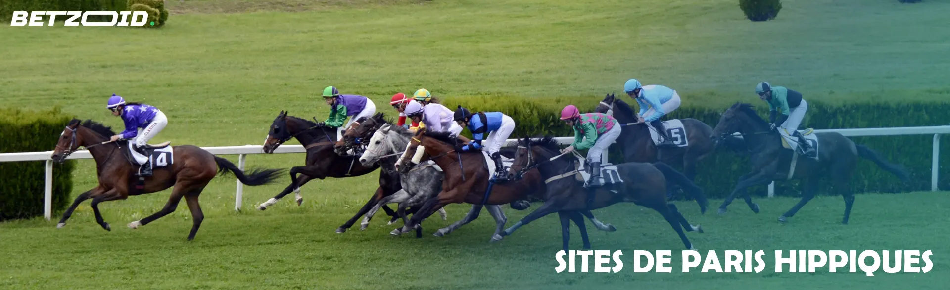 Jockeys à cheval pendant la course.