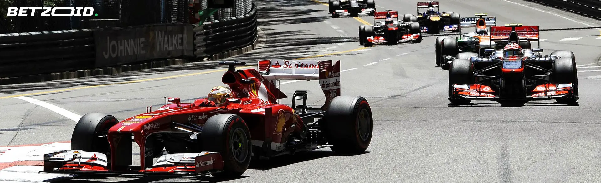 Voitures de Formule 1 sur la piste.