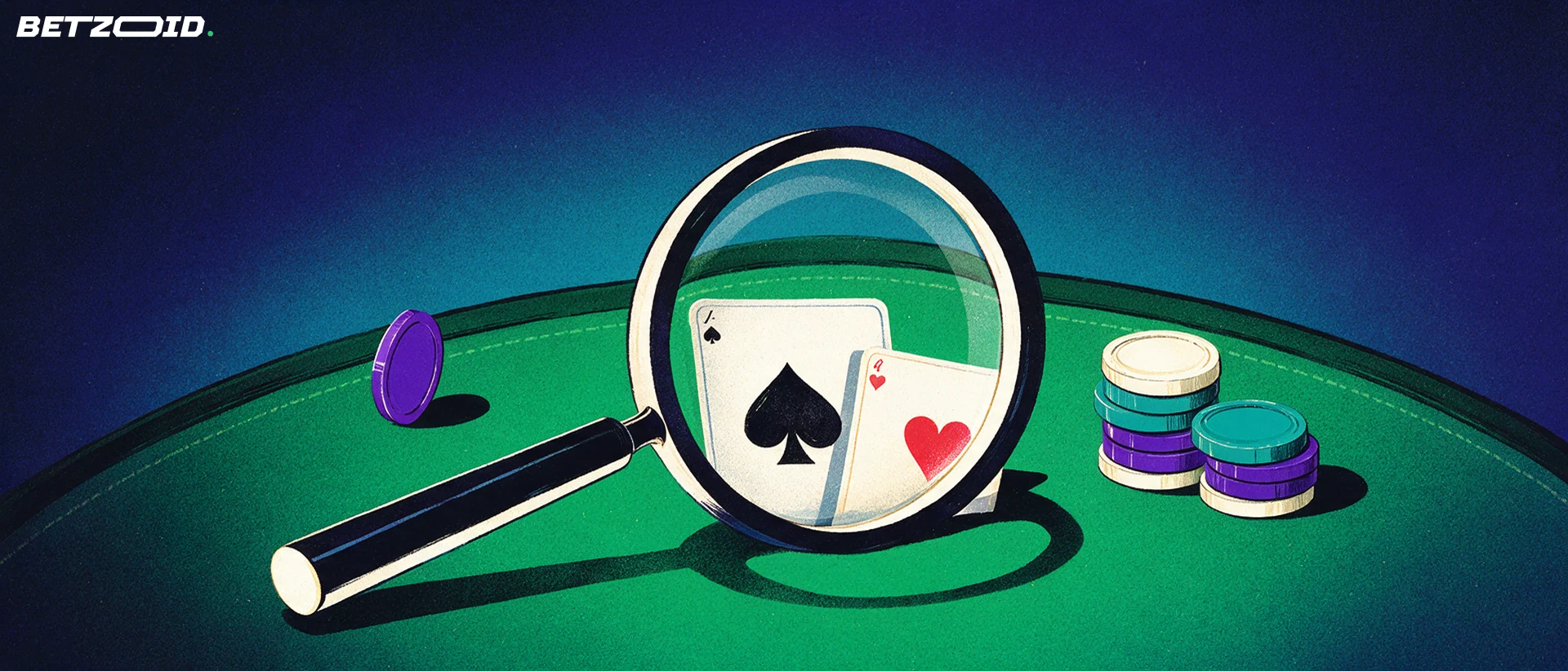Ilustração de uma lupa ampliando duas cartas de pôquer sobre o feltro verde de uma mesa, ao lado de pilhas de fichas.