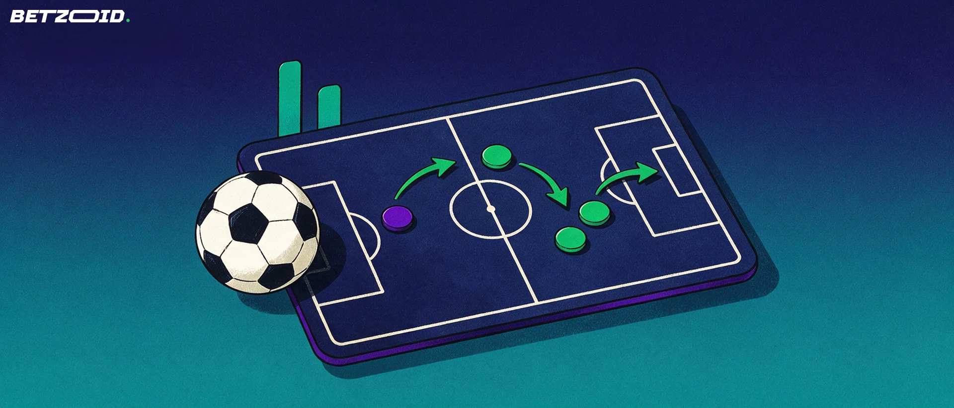 Illustration eines gekippten Fussball-Taktikbretts mit Spielerpunkten, grünen Laufwegpfeilen, Tor und einem Fussball daneben.